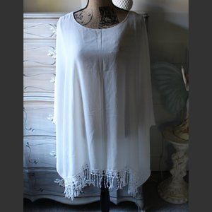 BNWOT Lulu's Beach Cover Up